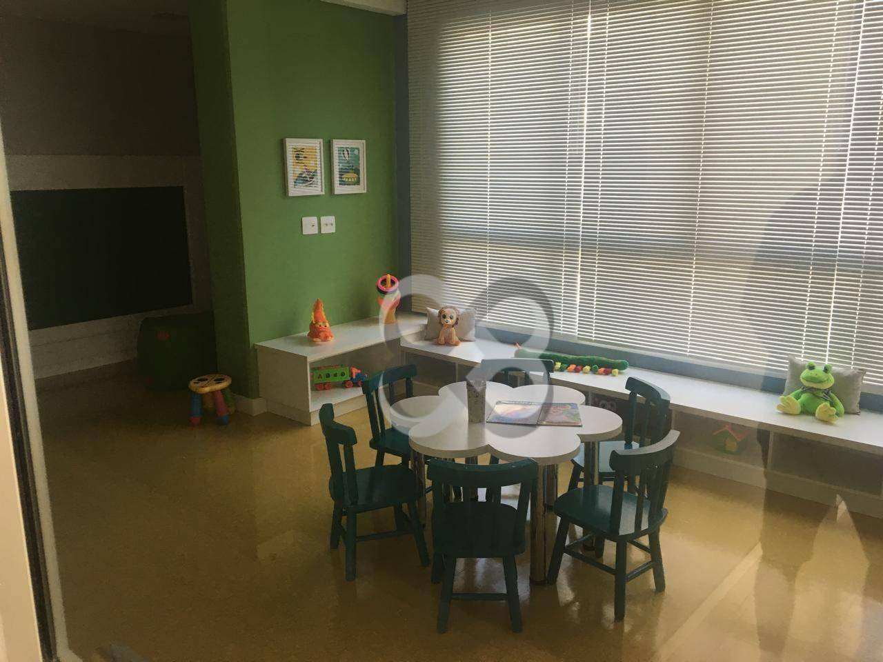 Apartamento para alugar com 2 quartos, 57m² - Foto 18