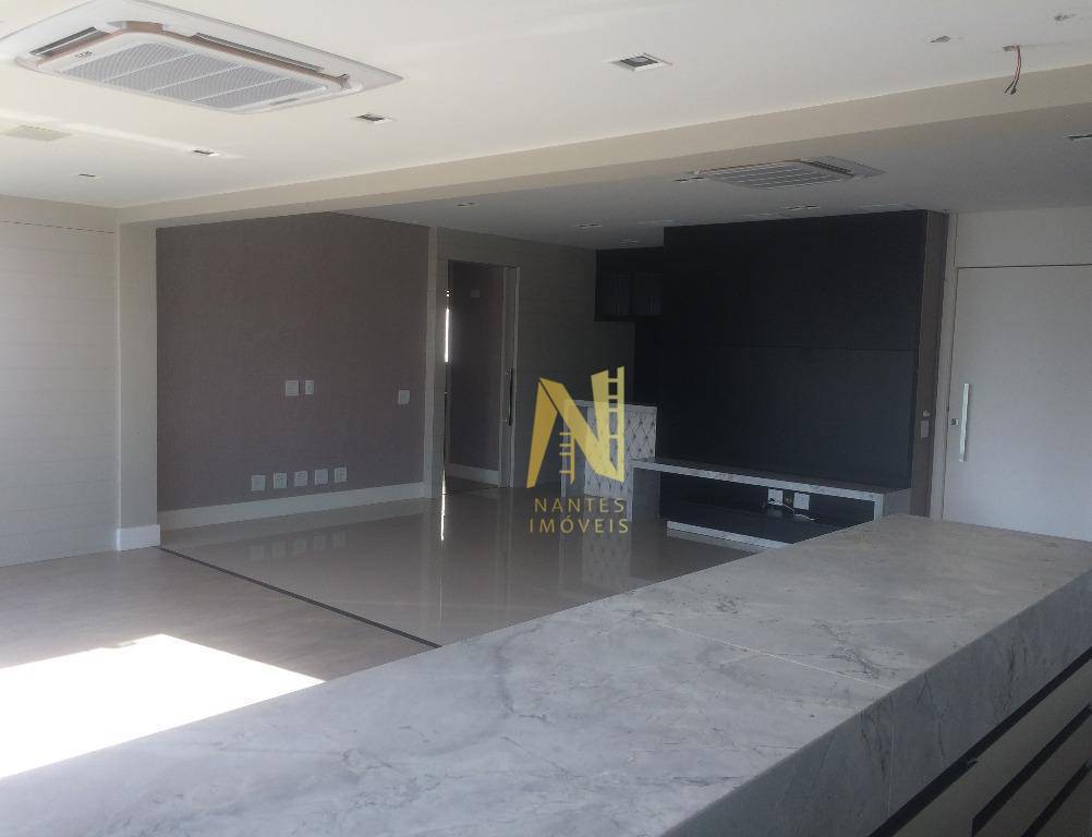 Apartamento à venda com 3 quartos, 182m² - Foto 14