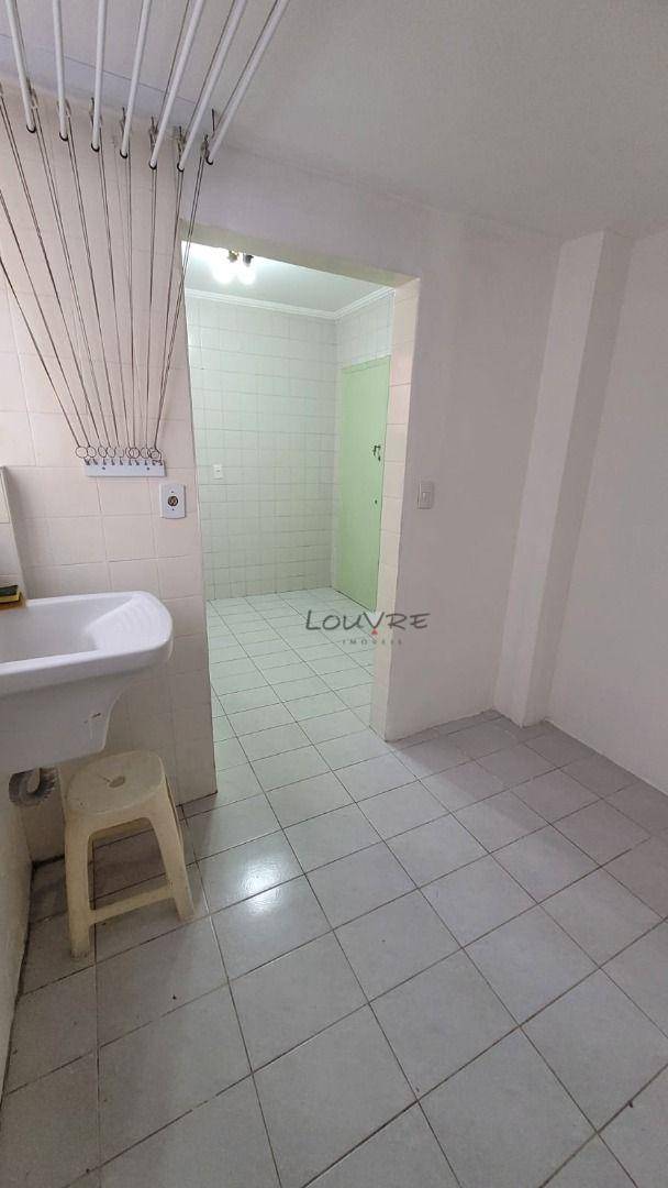 Apartamento à venda com 2 quartos, 72m² - Foto 26