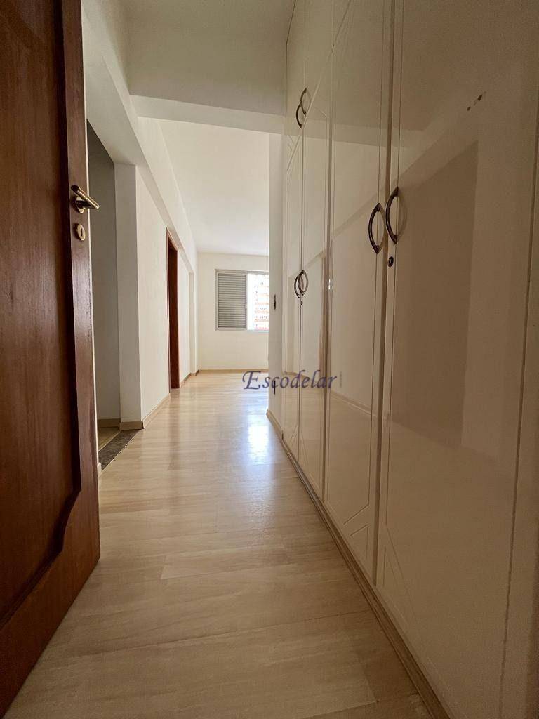 Apartamento à venda com 3 quartos, 200m² - Foto 15