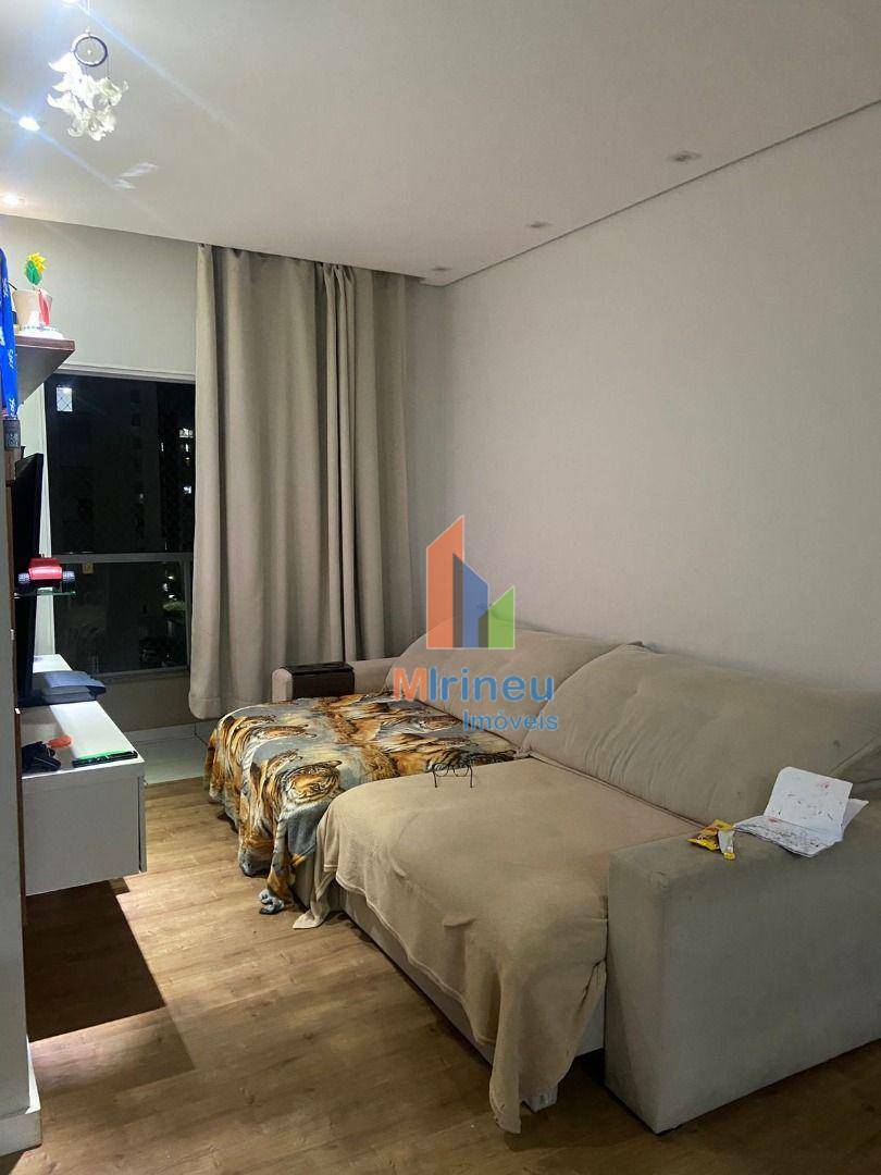 Apartamento para alugar com 2 quartos, 55m² - Foto 6