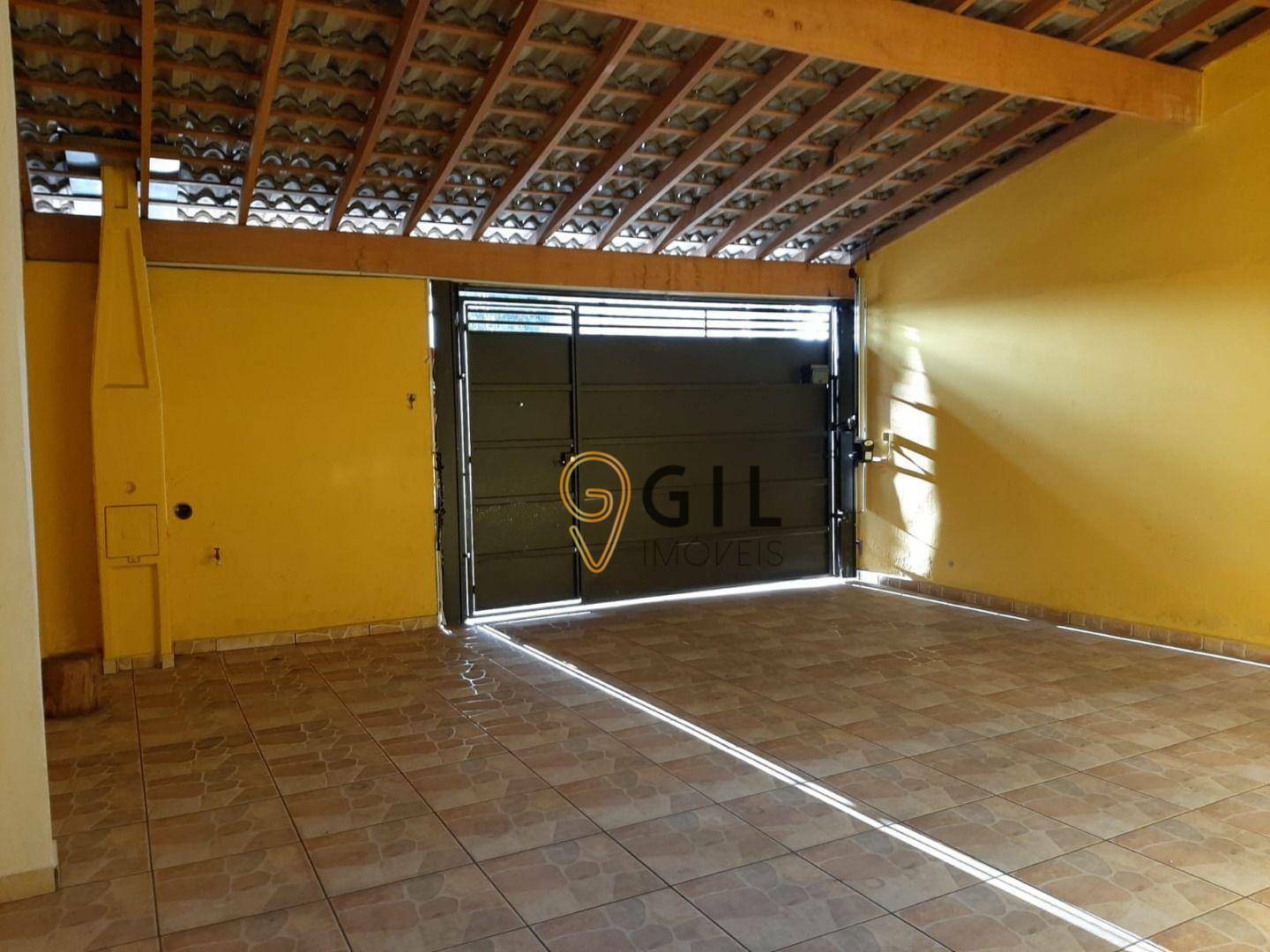 Casa à venda com 2 quartos, 100m² - Foto 2