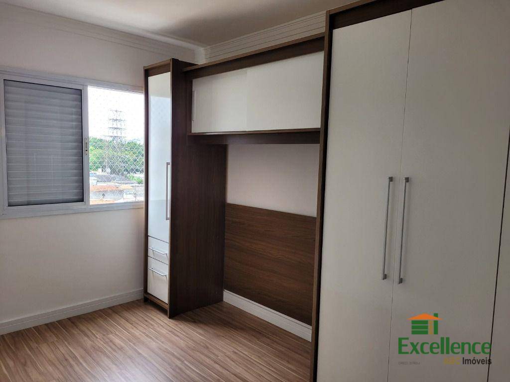 Apartamento para alugar com 2 quartos, 68m² - Foto 10