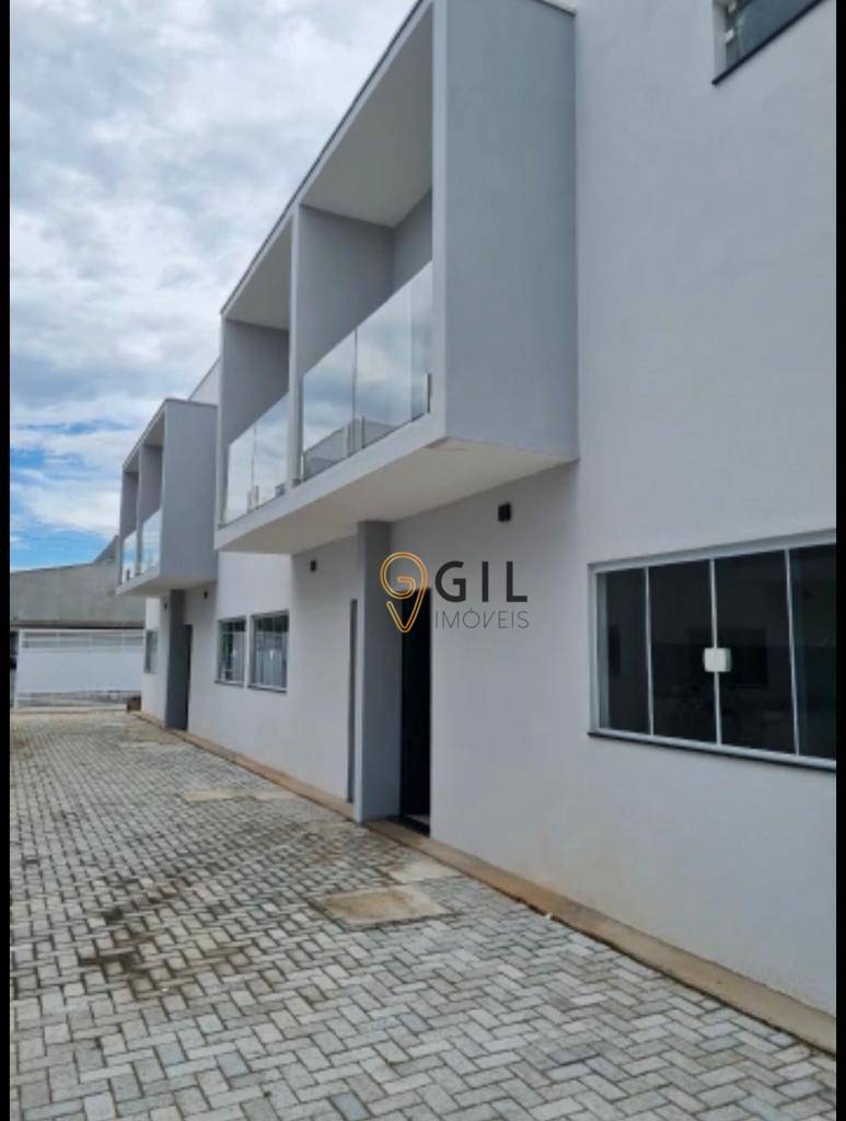 Sobrado à venda com 2 quartos, 92m² - Foto 1