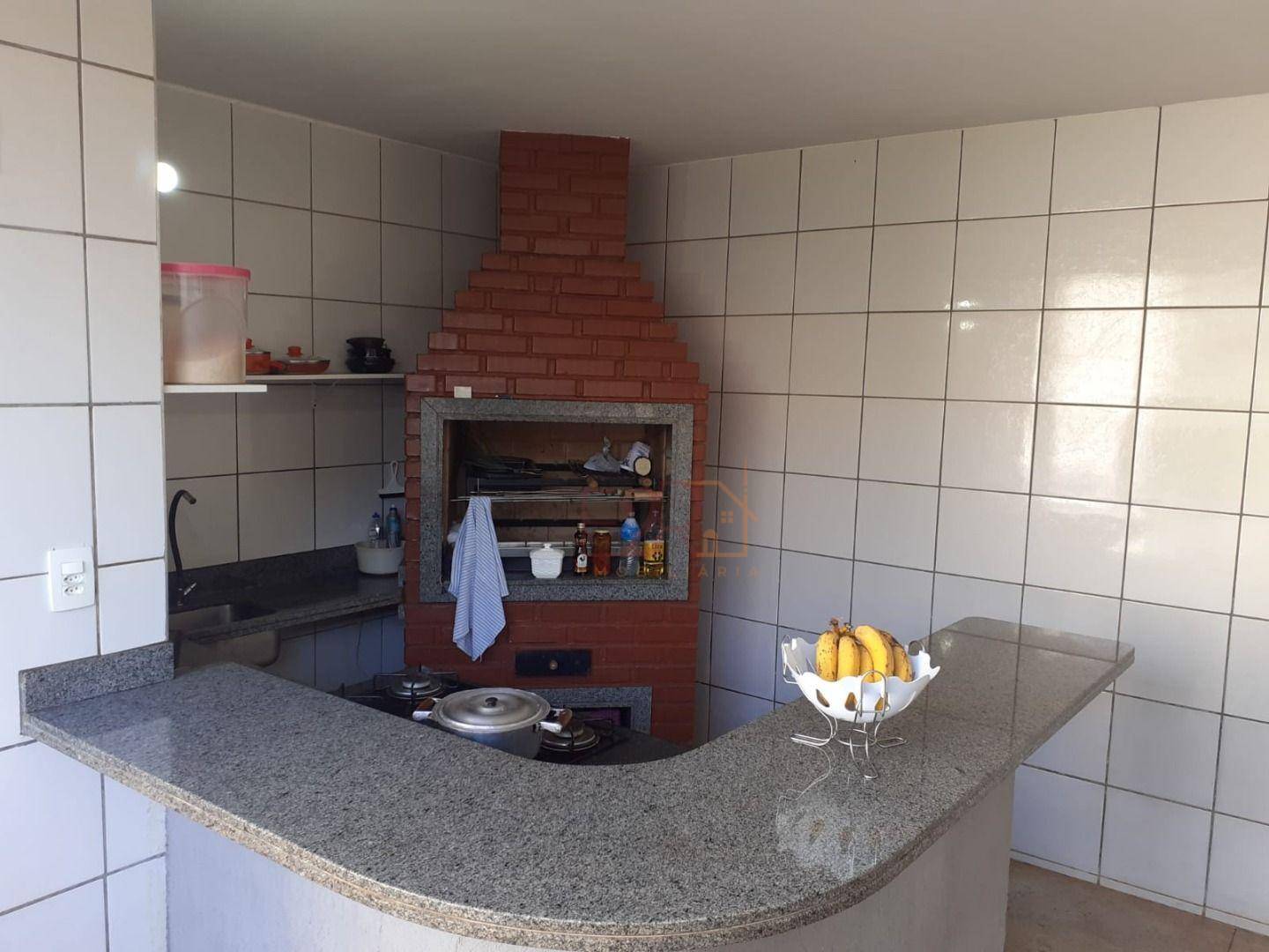 Casa à venda com 3 quartos, 320m² - Foto 8