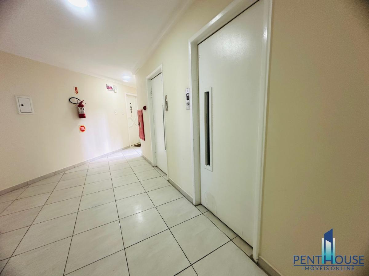 Apartamento à venda com 3 quartos, 130m² - Foto 20