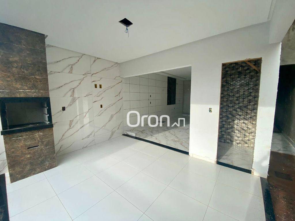 Sobrado à venda com 3 quartos, 120m² - Foto 1