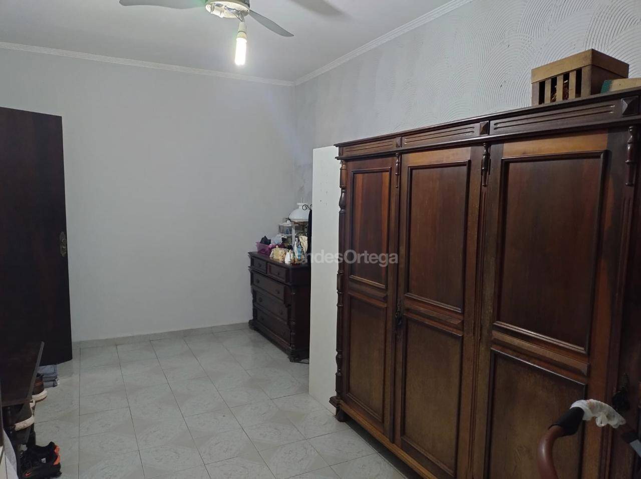 Casa à venda com 4 quartos, 245m² - Foto 10