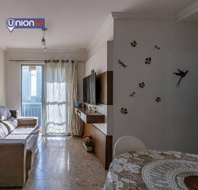 Apartamento à venda com 3 quartos, 70m² - Foto 4