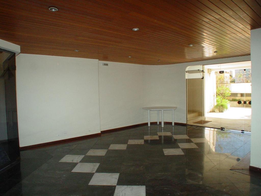 Apartamento à venda com 3 quartos, 141m² - Foto 13