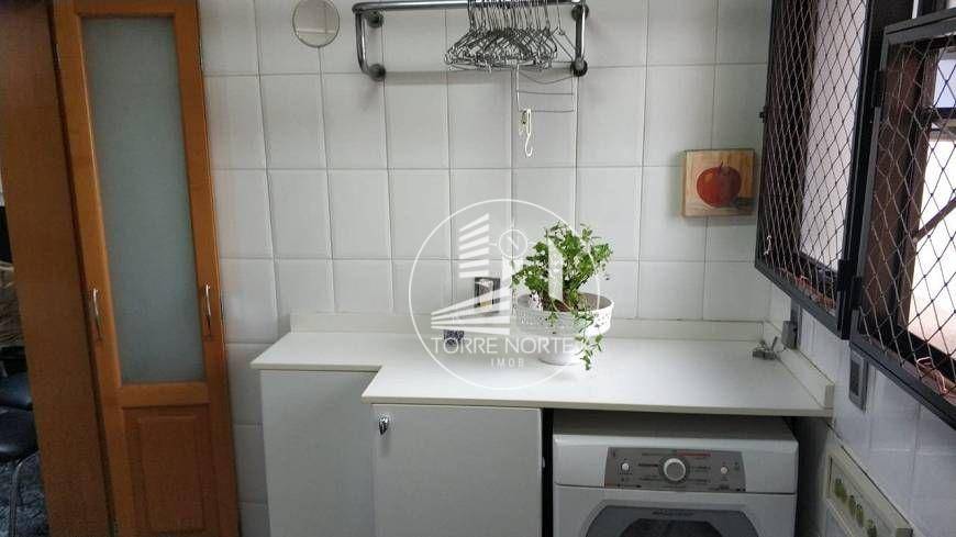 Apartamento à venda com 3 quartos, 120m² - Foto 8