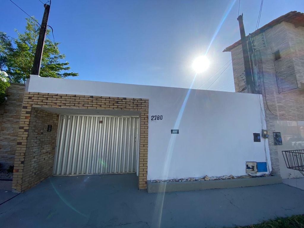 Casa, 3 quartos, 126 m² - Foto 1