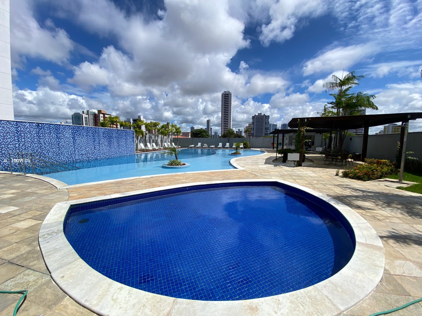 Apartamento para alugar com 3 quartos, 148m² - Foto 27