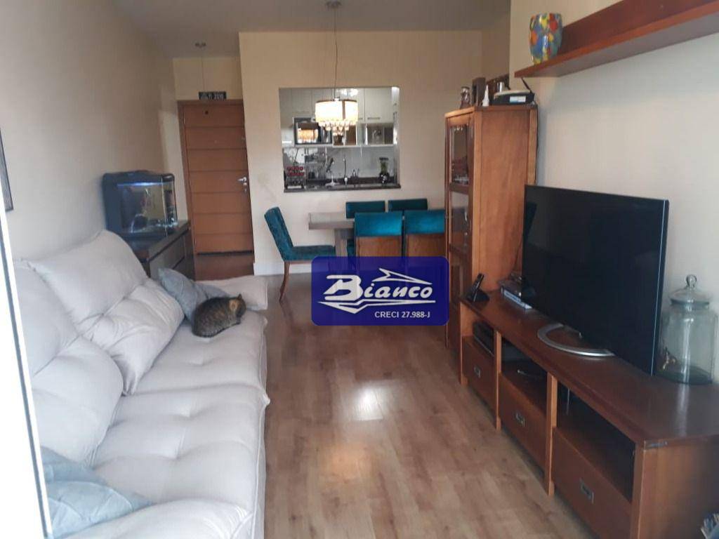 Apartamento à venda com 3 quartos, 83m² - Foto 2