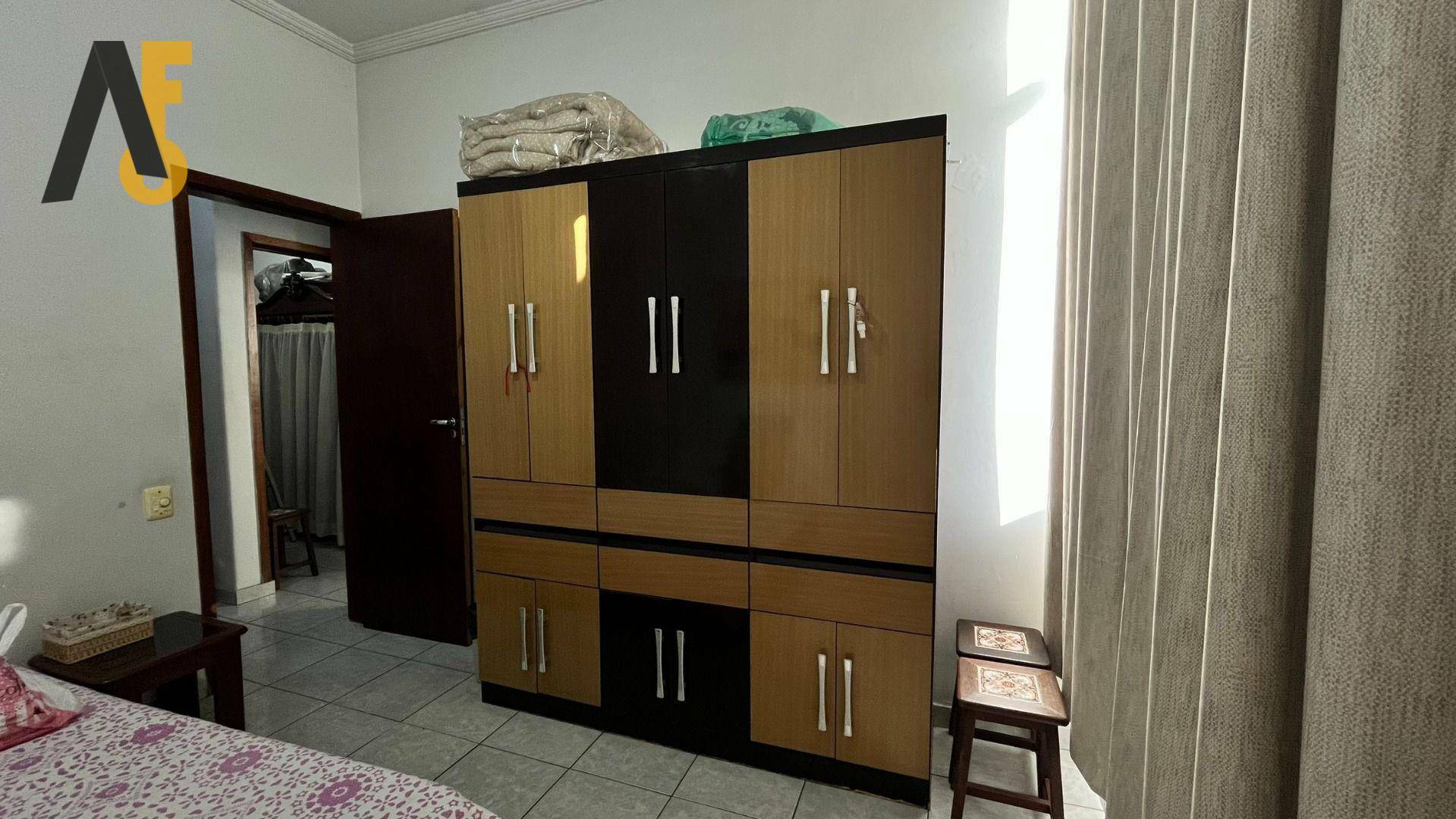 Apartamento à venda com 2 quartos, 62m² - Foto 2