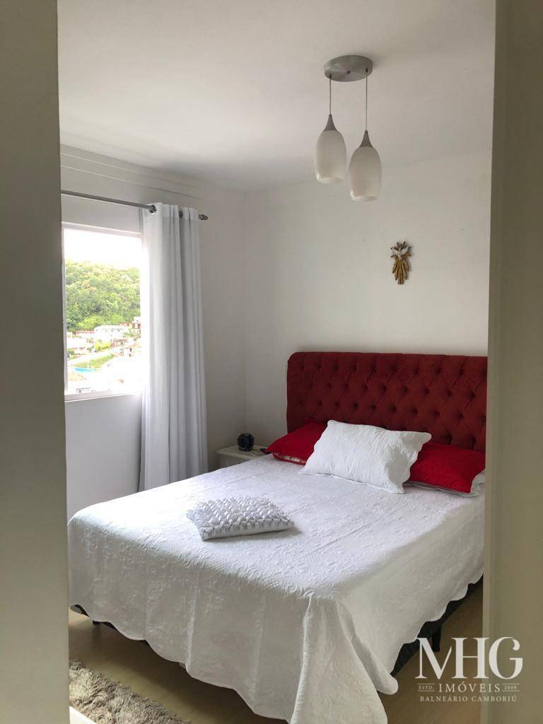 Apartamento à venda com 2 quartos, 63m² - Foto 17