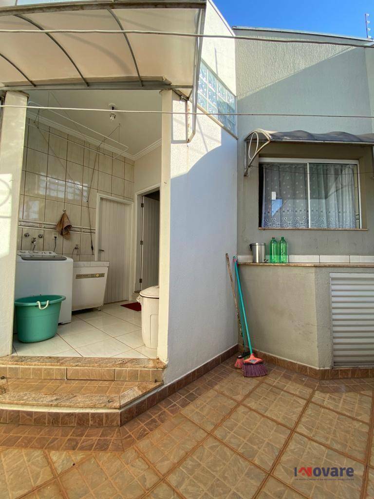 Sobrado à venda com 3 quartos, 176m² - Foto 17