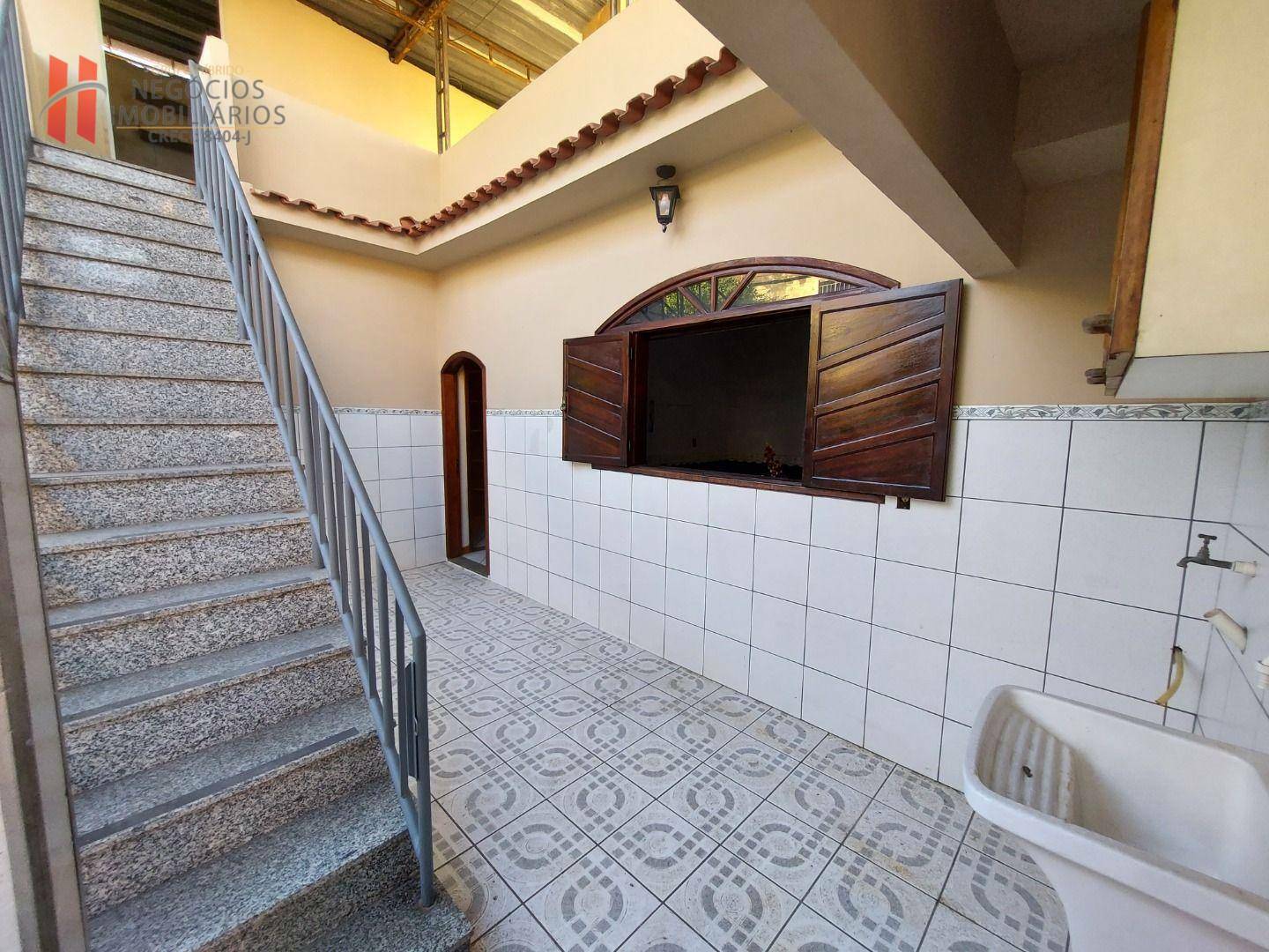 Casa à venda com 5 quartos, 225m² - Foto 52