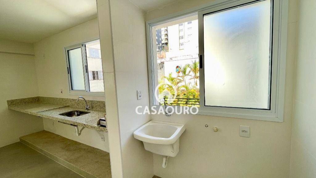 Apartamento à venda com 2 quartos, 62m² - Foto 30