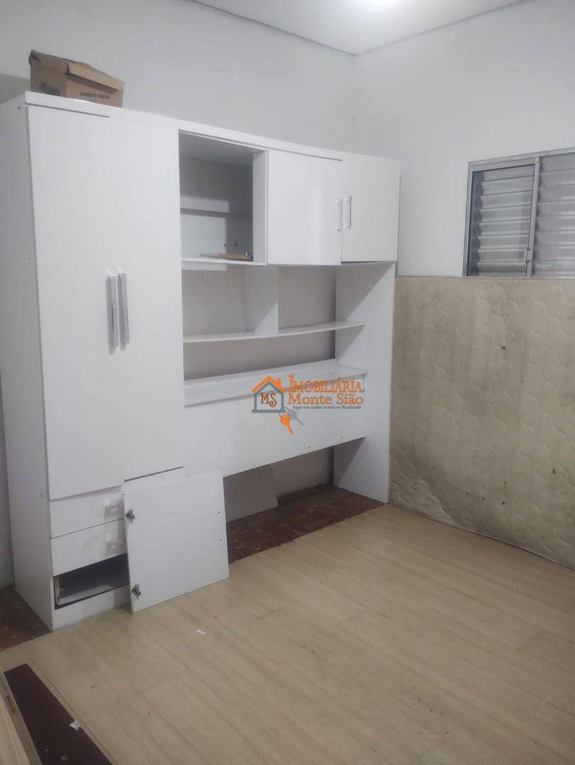 Casa para alugar com 4 quartos, 200m² - Foto 20