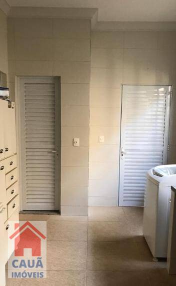 Casa à venda com 3 quartos, 282m² - Foto 15