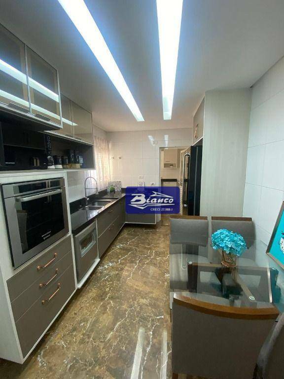 Apartamento à venda com 3 quartos, 162m² - Foto 13