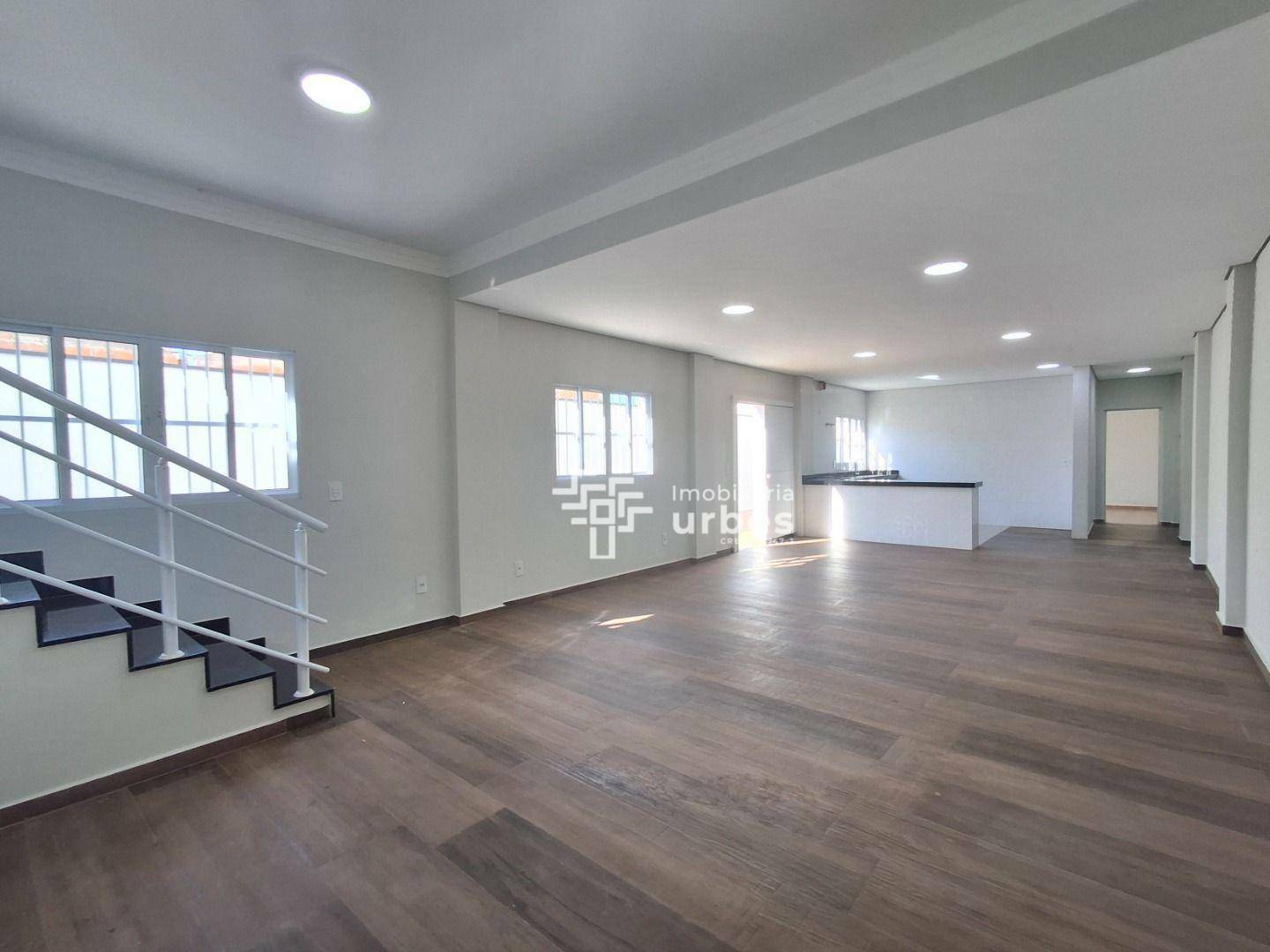 Casa à venda e aluguel com 3 quartos, 215m² - Foto 30