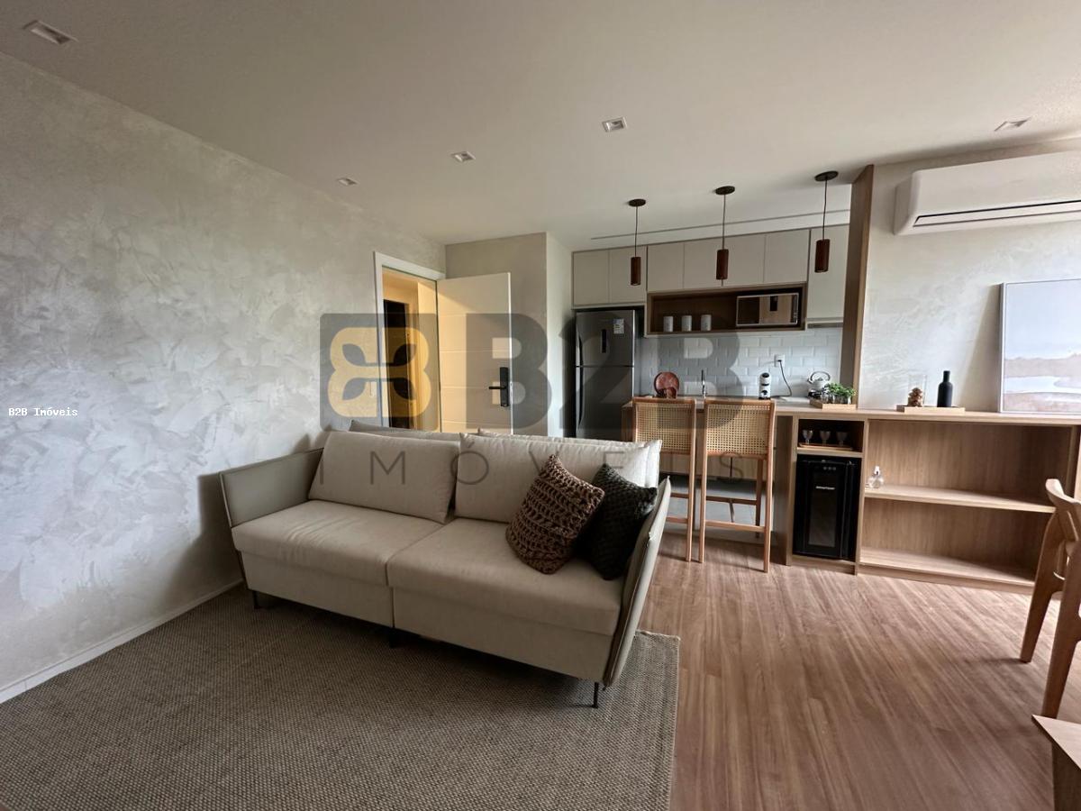 Apartamento à venda com 2 quartos, 64m² - Foto 2