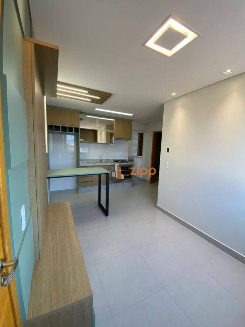 Apartamento à venda com 2 quartos, 42m² - Foto 2