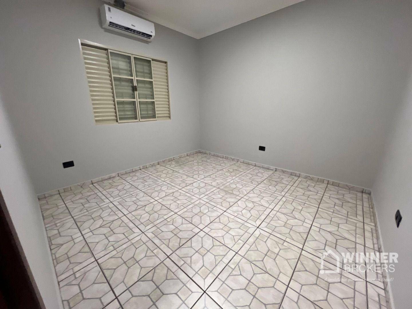 Casa para alugar com 3 quartos, 240m² - Foto 10