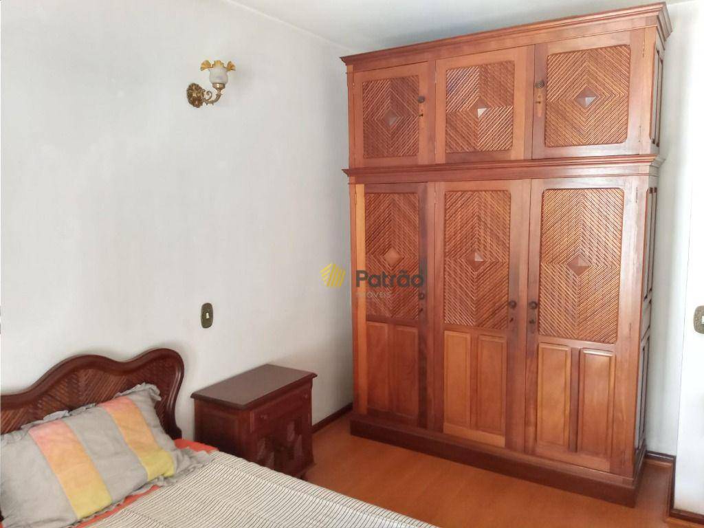 Sobrado à venda com 3 quartos, 500m² - Foto 7