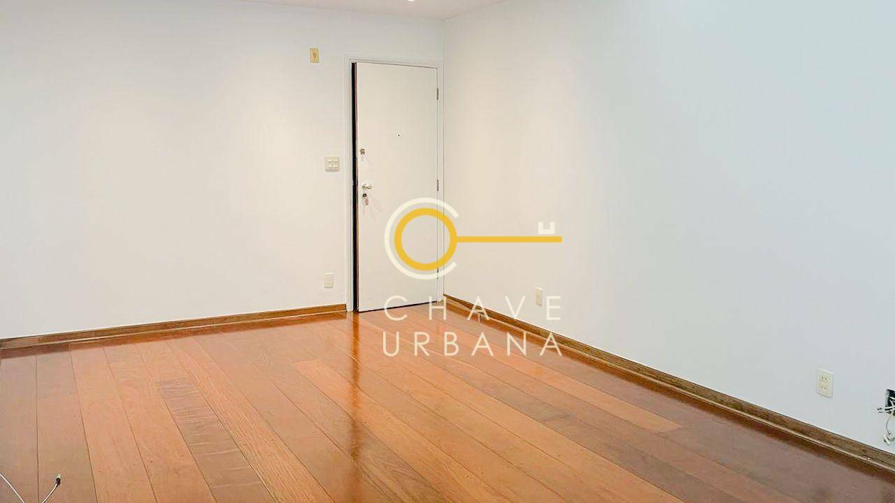 Apartamento à venda com 2 quartos, 110m² - Foto 2