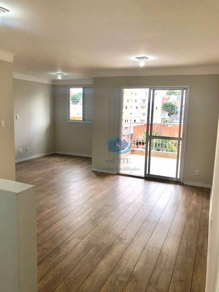 Apartamento à venda com 2 quartos, 69m² - Foto 1