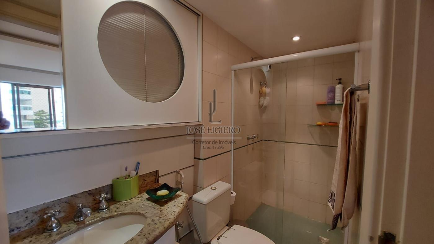 Apartamento à venda com 4 quartos, 152m² - Foto 30