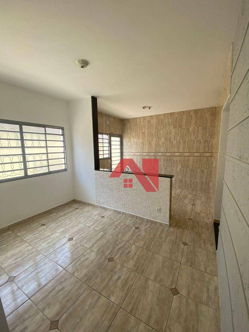 Casa à venda com 3 quartos, 180m² - Foto 5