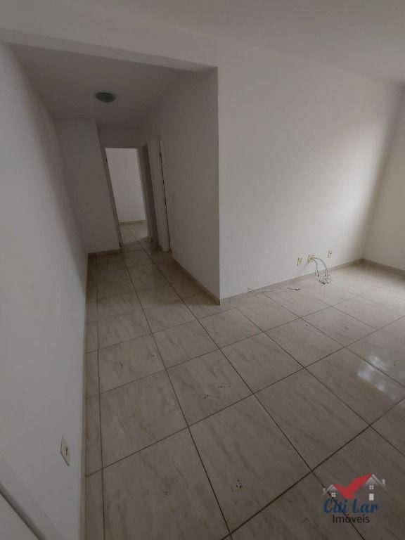 Apartamento à venda com 2 quartos, 48m² - Foto 2