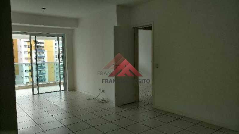 Apartamento à venda com 3 quartos, 110m² - Foto 5