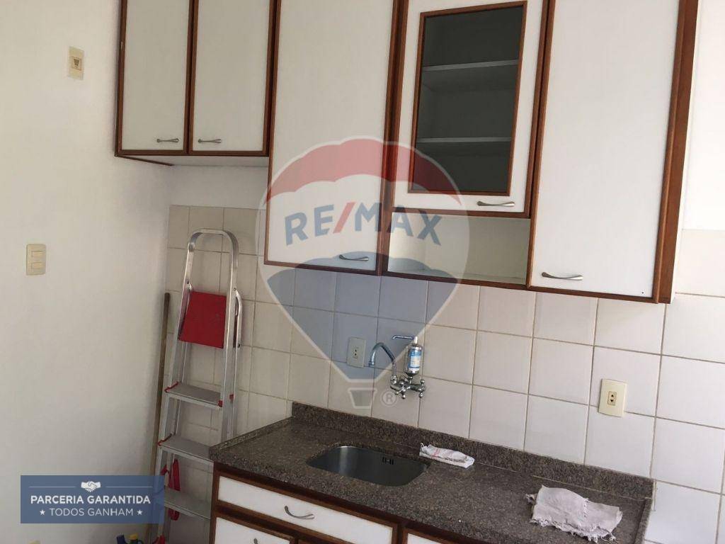 Apartamento à venda com 2 quartos, 55m² - Foto 15