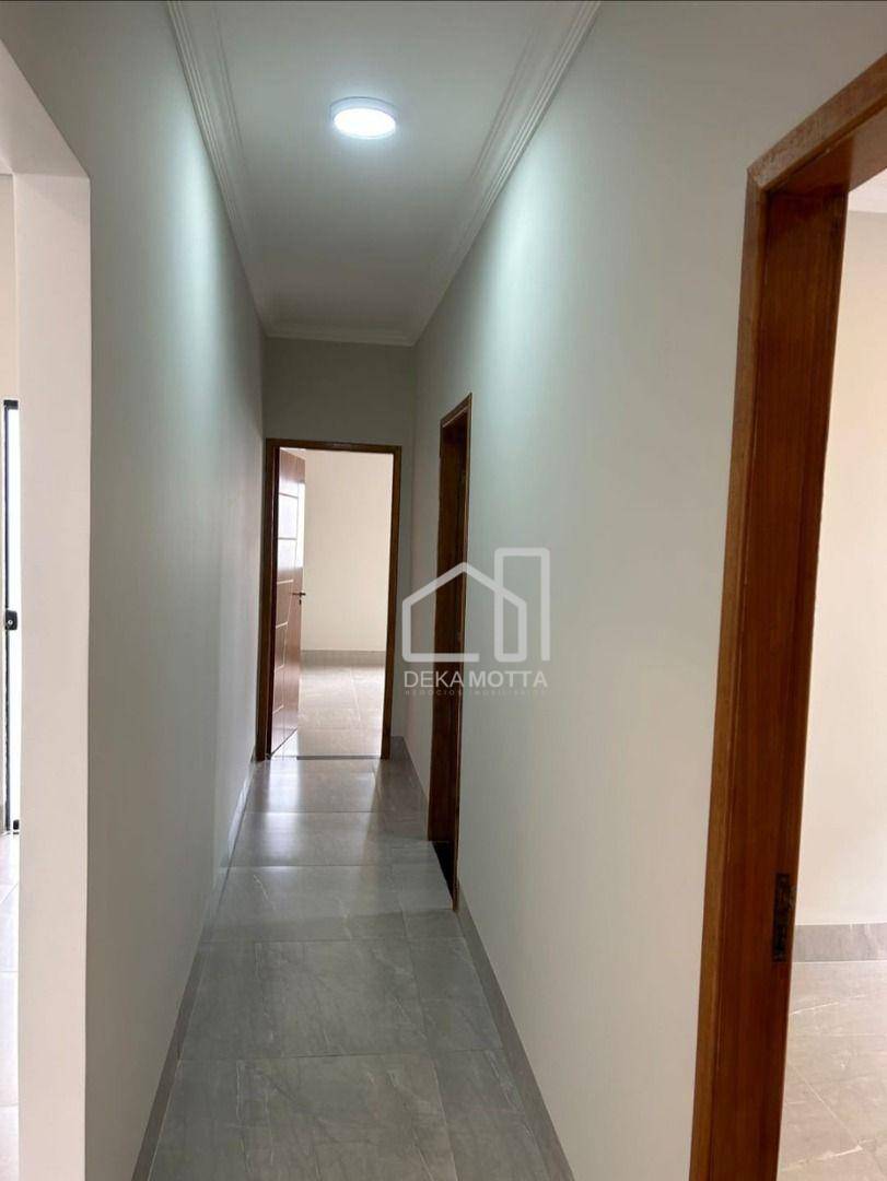 Casa à venda com 3 quartos, 105m² - Foto 8