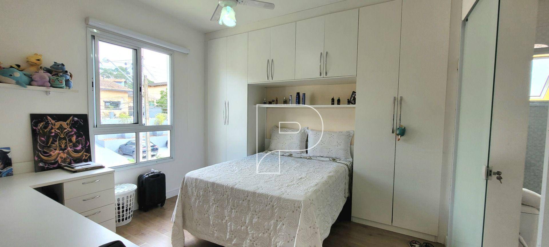 Casa de Condomínio à venda e aluguel com 4 quartos, 330m² - Foto 35