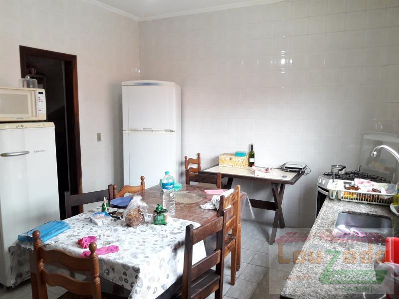 Sobrado à venda com 3 quartos, 250m² - Foto 12