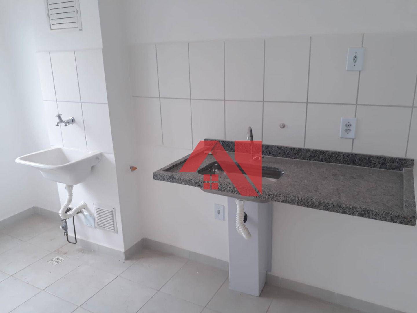 Apartamento à venda com 2 quartos, 40m² - Foto 3