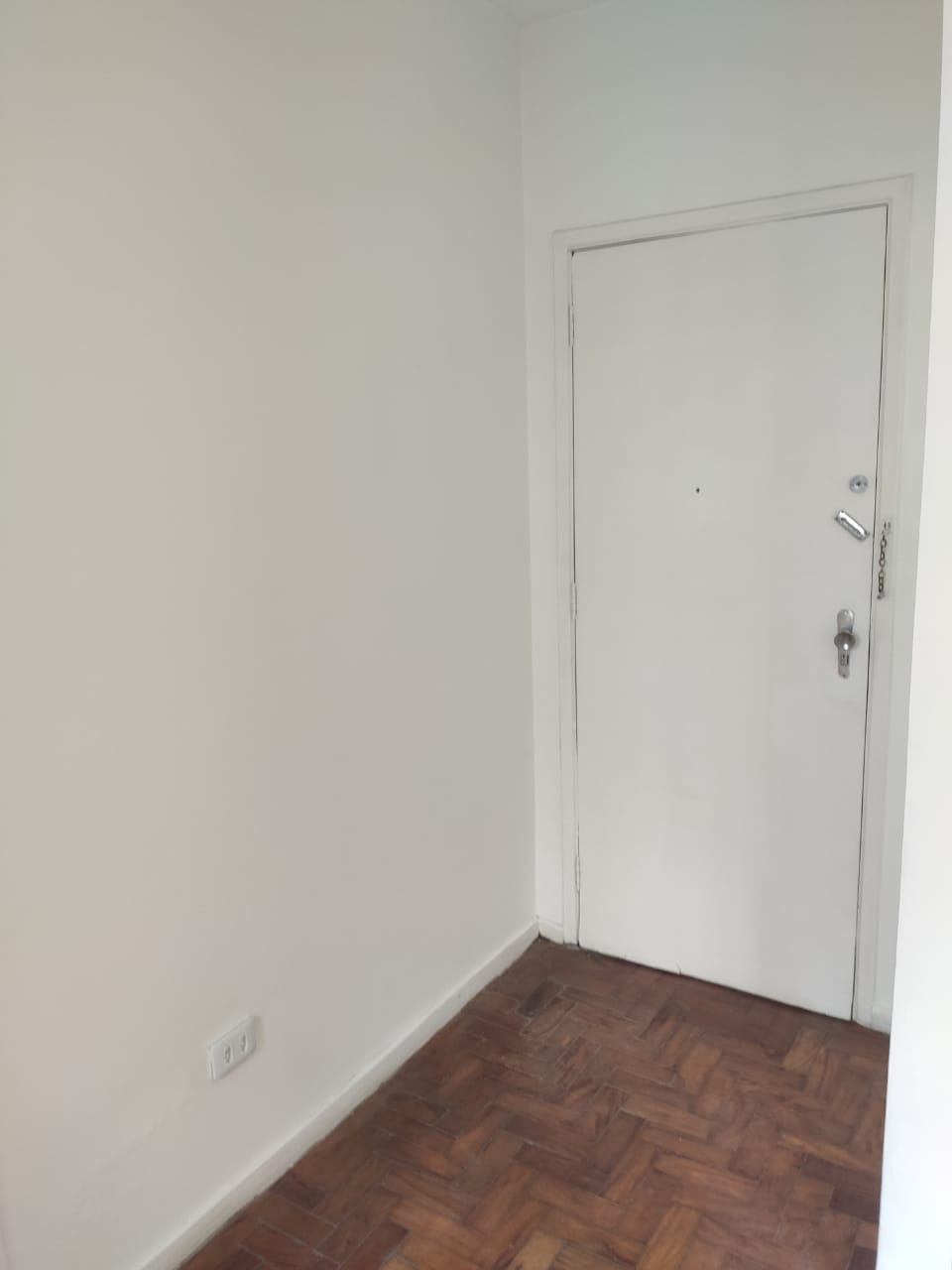 Apartamento à venda com 1 quarto, 45m² - Foto 20