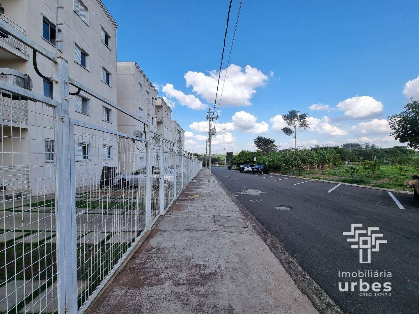 Apartamento à venda com 3 quartos, 66m² - Foto 3