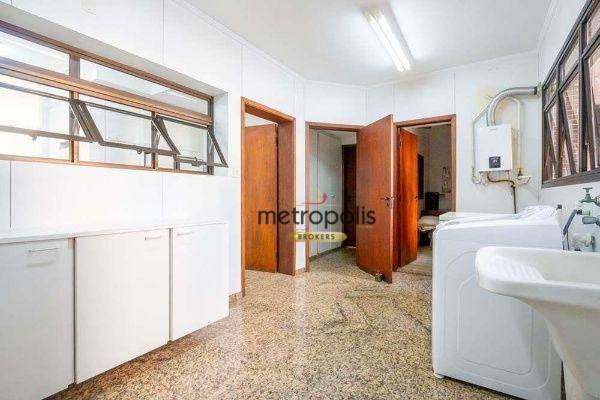 Apartamento à venda com 4 quartos, 270m² - Foto 4