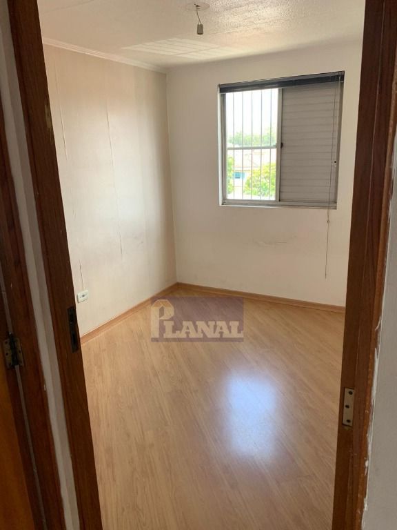 Apartamento à venda com 2 quartos, 68m² - Foto 8