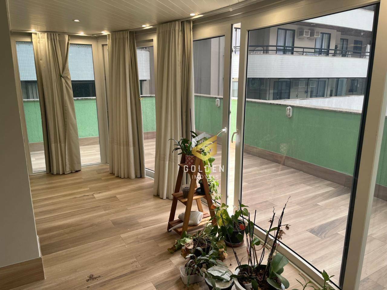 Apartamento à venda com 3 quartos, 235m² - Foto 6