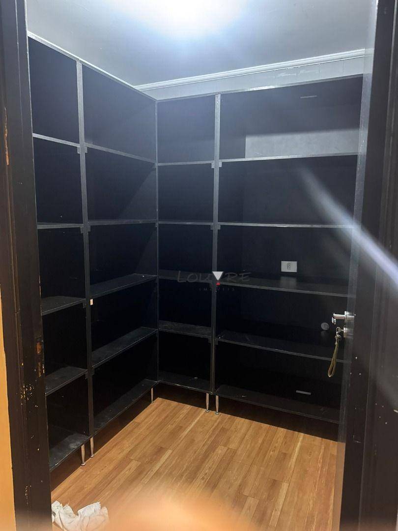 Casa à venda e aluguel com 6 quartos, 350m² - Foto 19