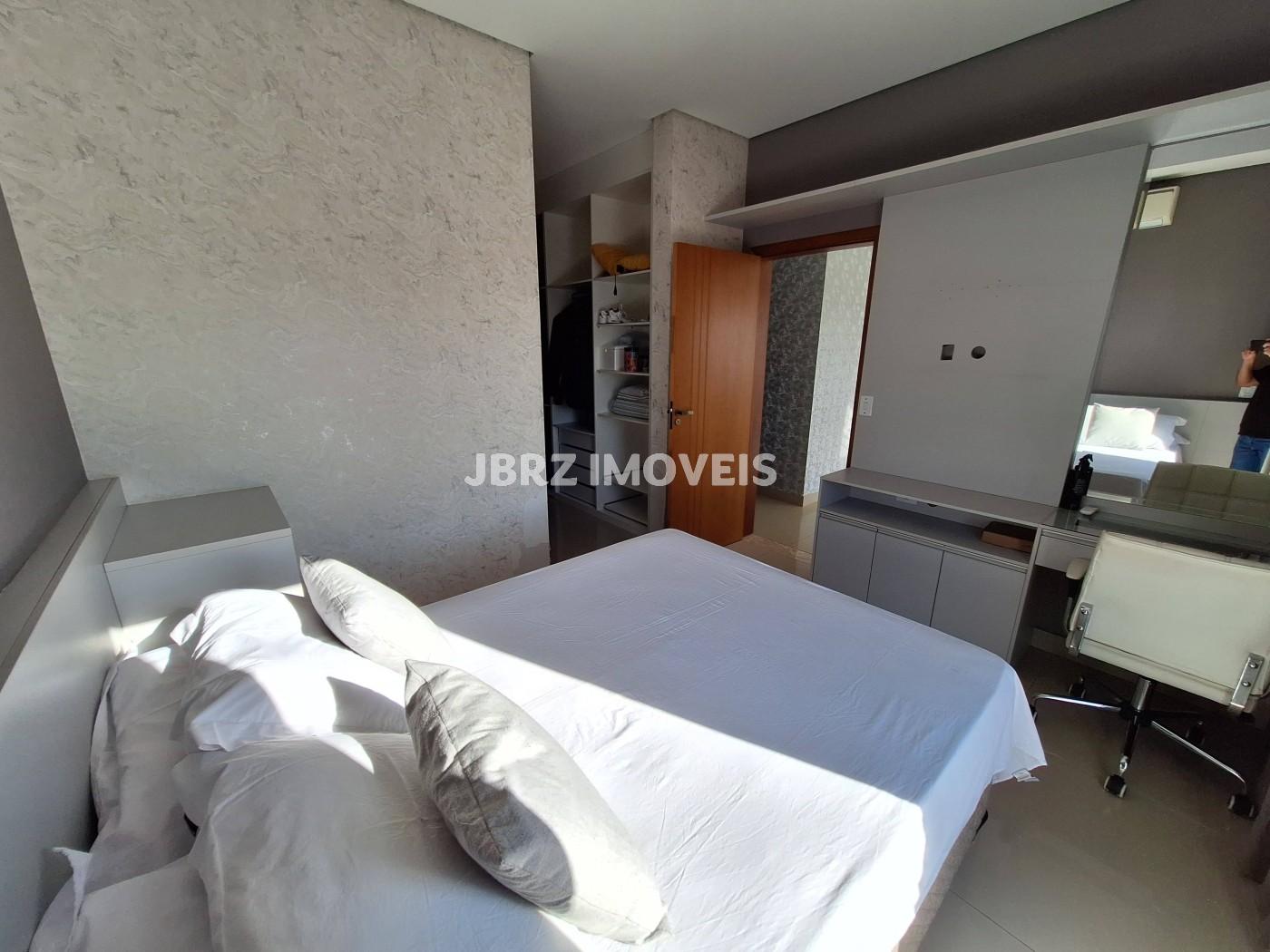 Casa à venda com 4 quartos, 305m² - Foto 32