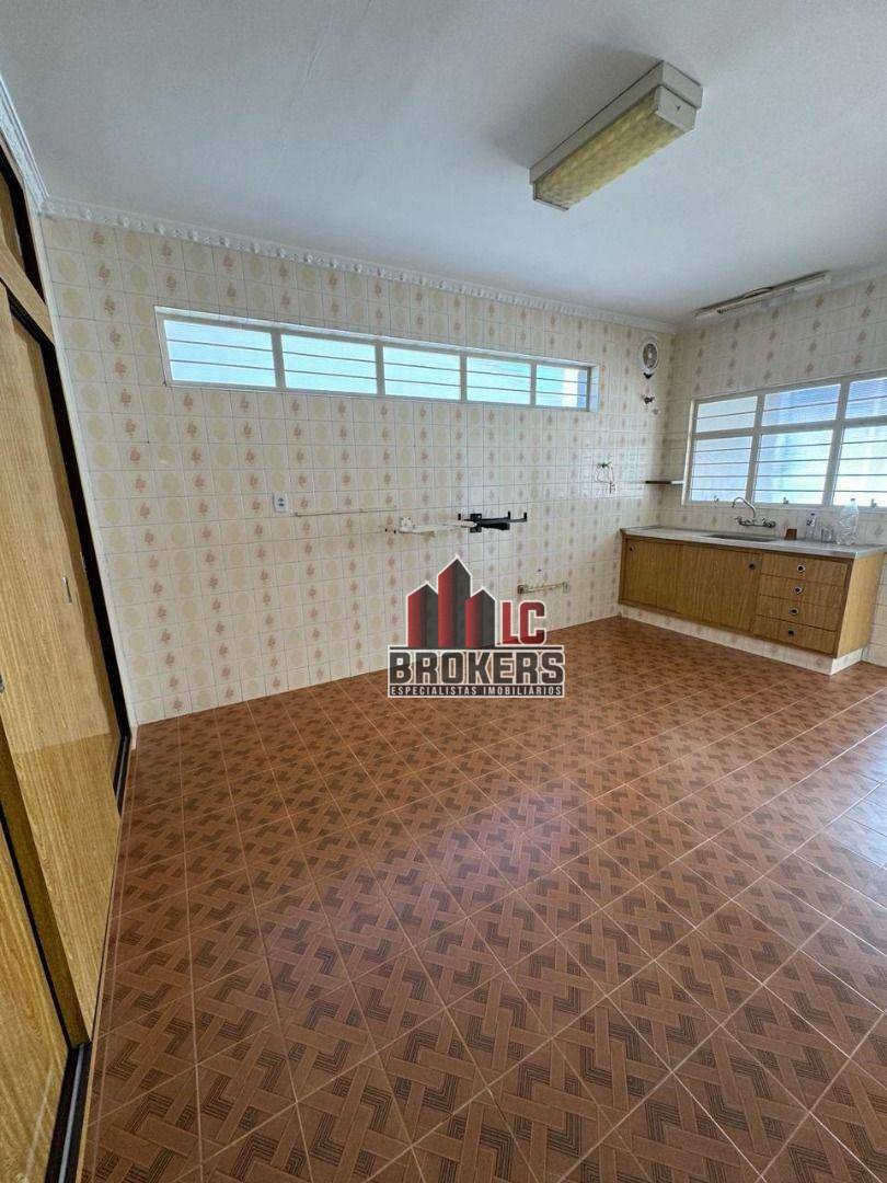 Casa à venda com 3 quartos, 166m² - Foto 15